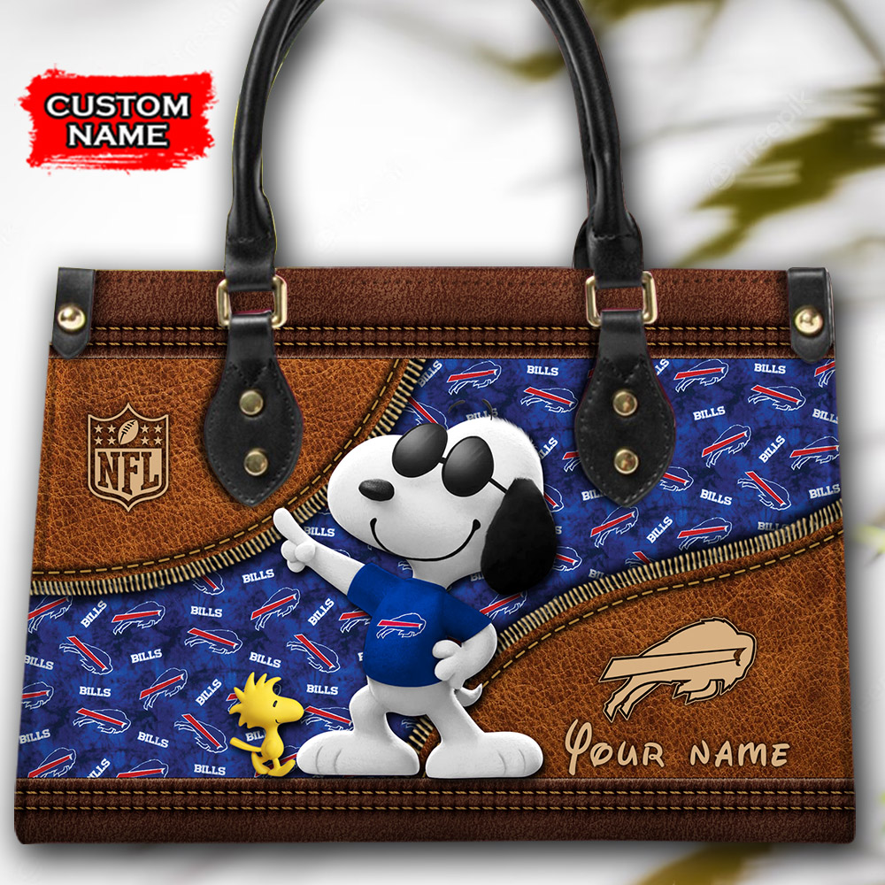 Buffalo Bills Snoopy Customizable Leather Handbag front side